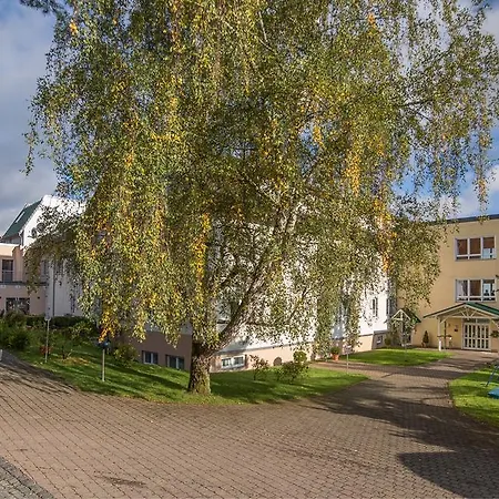 Hotel Berghotel Tambach 3*
