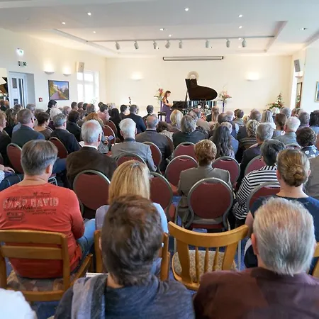 Berghotel Tambach 3*