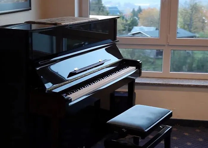 Otel Berghotel Tambach Tambach-Dietharz