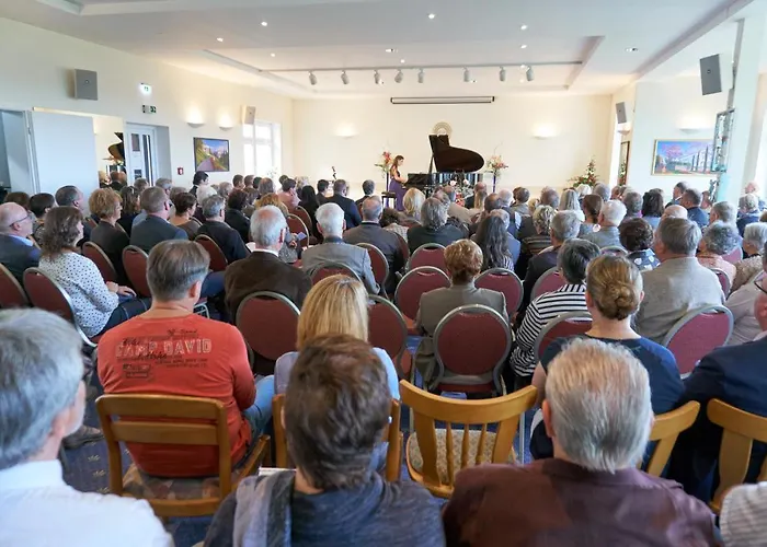 Berghotel Tambach 3*